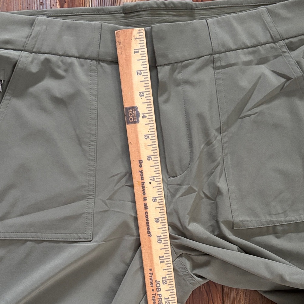 Athleta Tribeca Utility Crop pant Laurel Olive Green 10 - Picture 5 of 7
